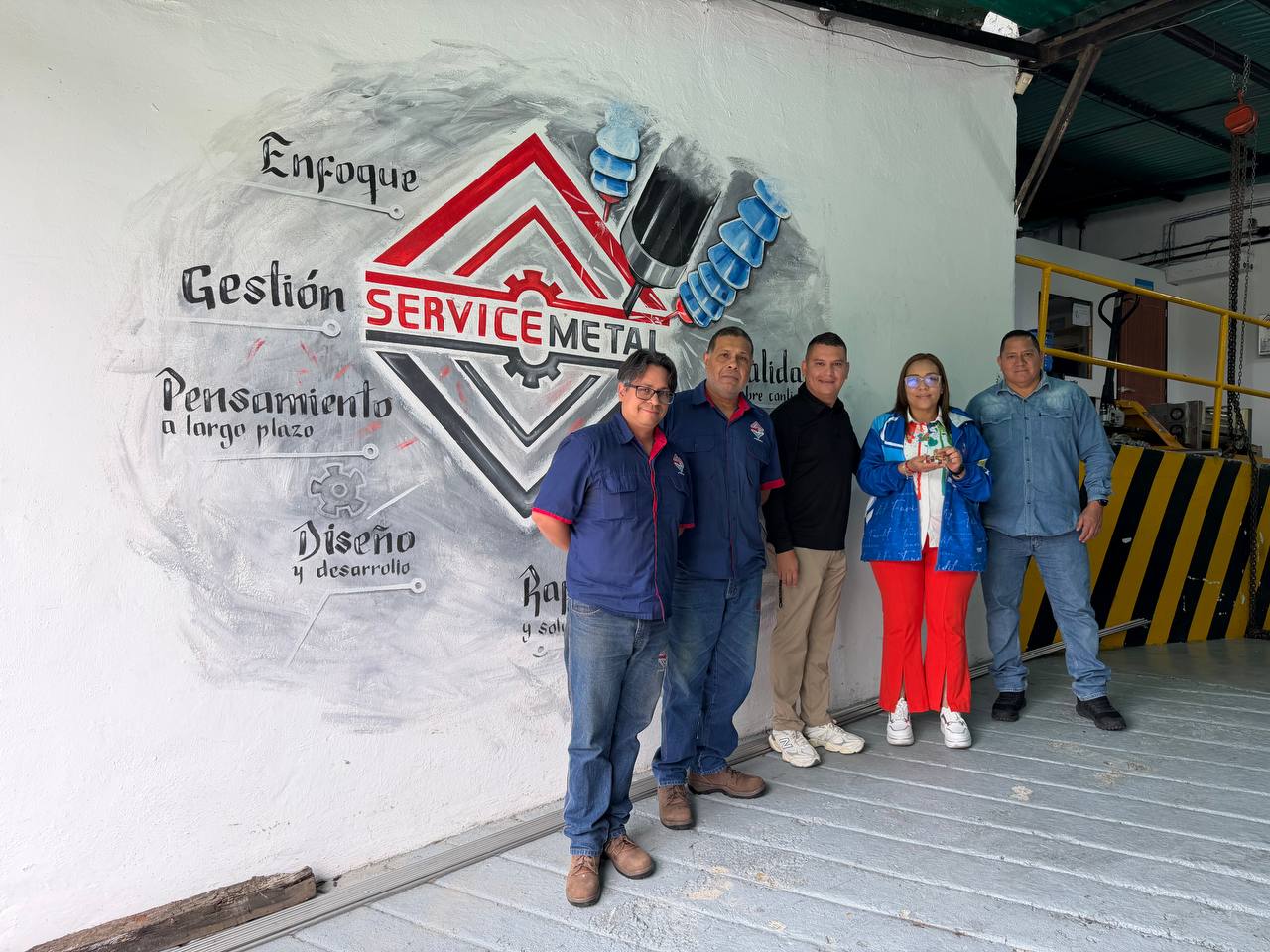 Noticia: FUVIDIT inspecciona avances en la fabricación nacional de péndolas junto a Service Metal - Registro informativo en la sala de prensa de FUVIDIT Venezuela