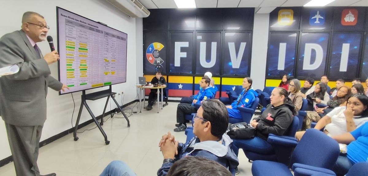Noticia: FUVIDIT fue sede del conversatorio «Diplomacia Bolivariana de Paz y los Pueblos» - Registro informativo en la sala de prensa de FUVIDIT Venezuela