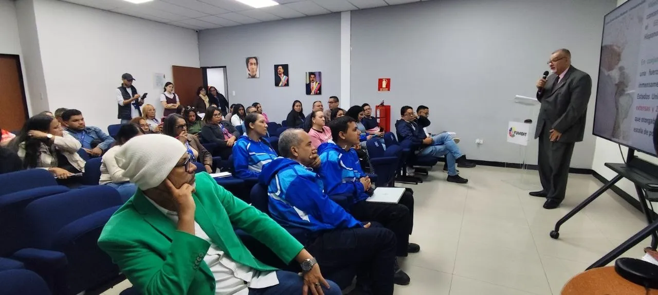 Evidencia fotográfica 1 de la noticia en los laboratorios de FUVIDIT Caracas, Venezuela