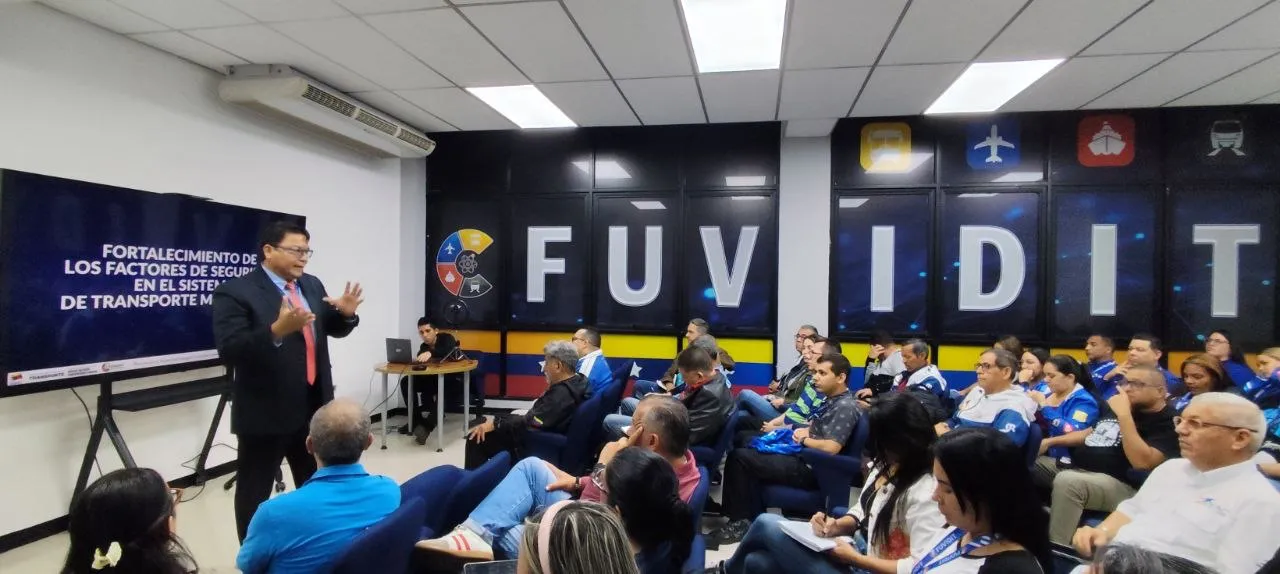 Evidencia fotográfica 3 de la noticia en los laboratorios de FUVIDIT Caracas, Venezuela