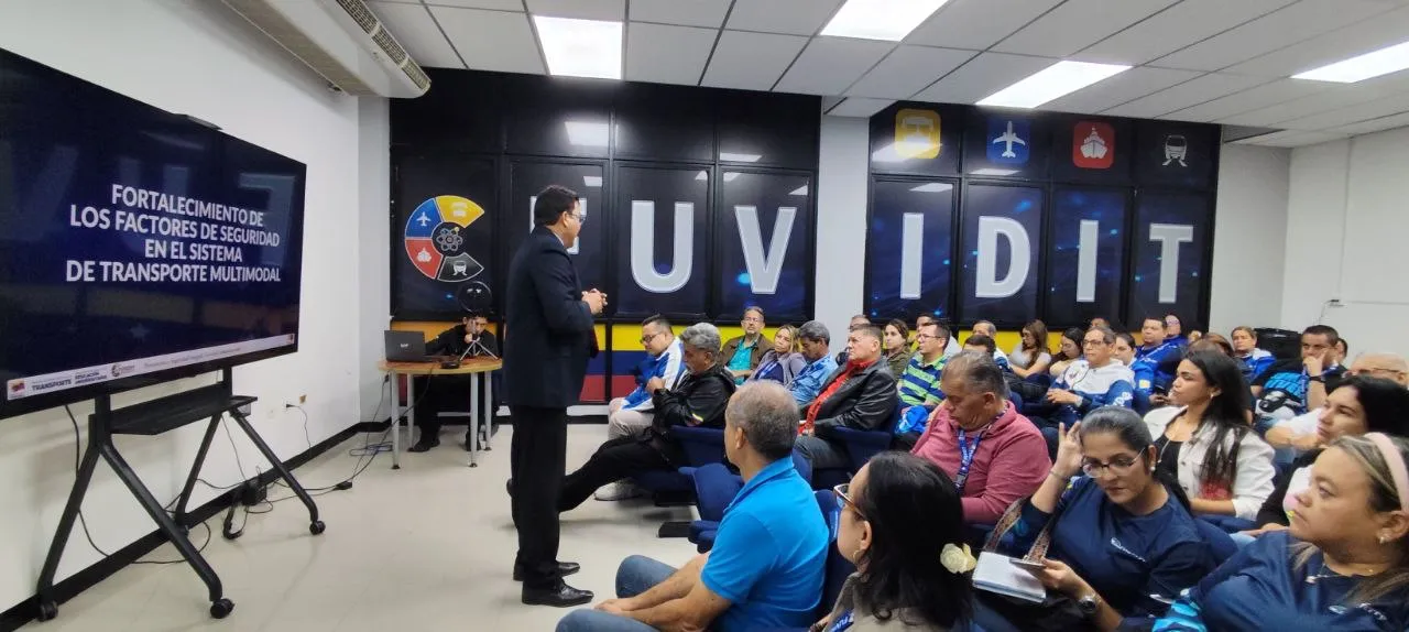 Evidencia fotográfica 4 de la noticia en los laboratorios de FUVIDIT Caracas, Venezuela