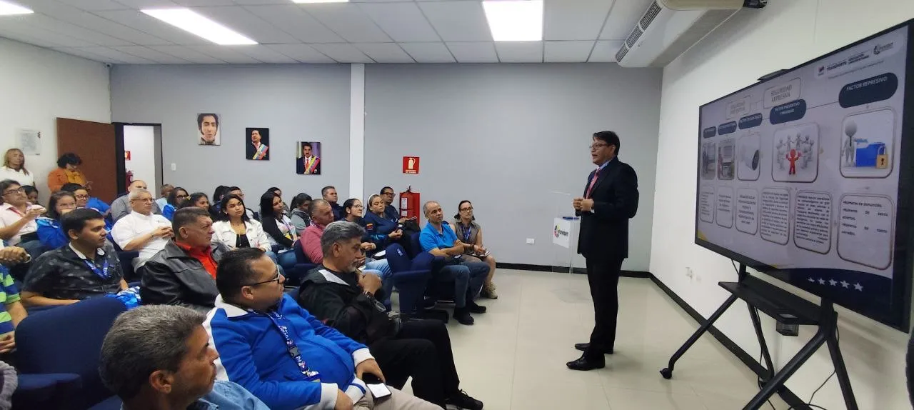 Evidencia fotográfica 7 de la noticia en los laboratorios de FUVIDIT Caracas, Venezuela