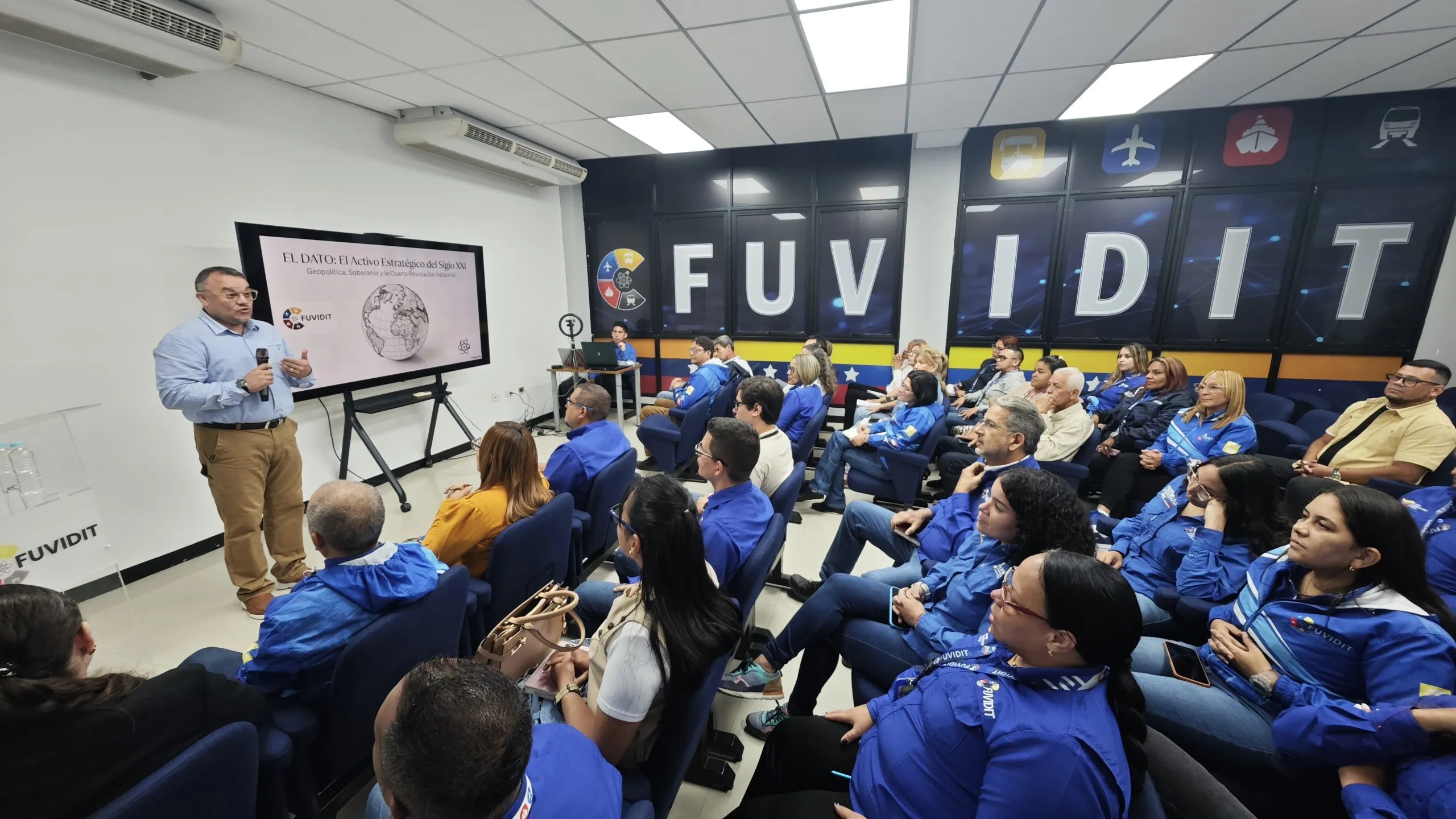 Evidencia fotográfica 5 de la noticia en los laboratorios de FUVIDIT Caracas, Venezuela