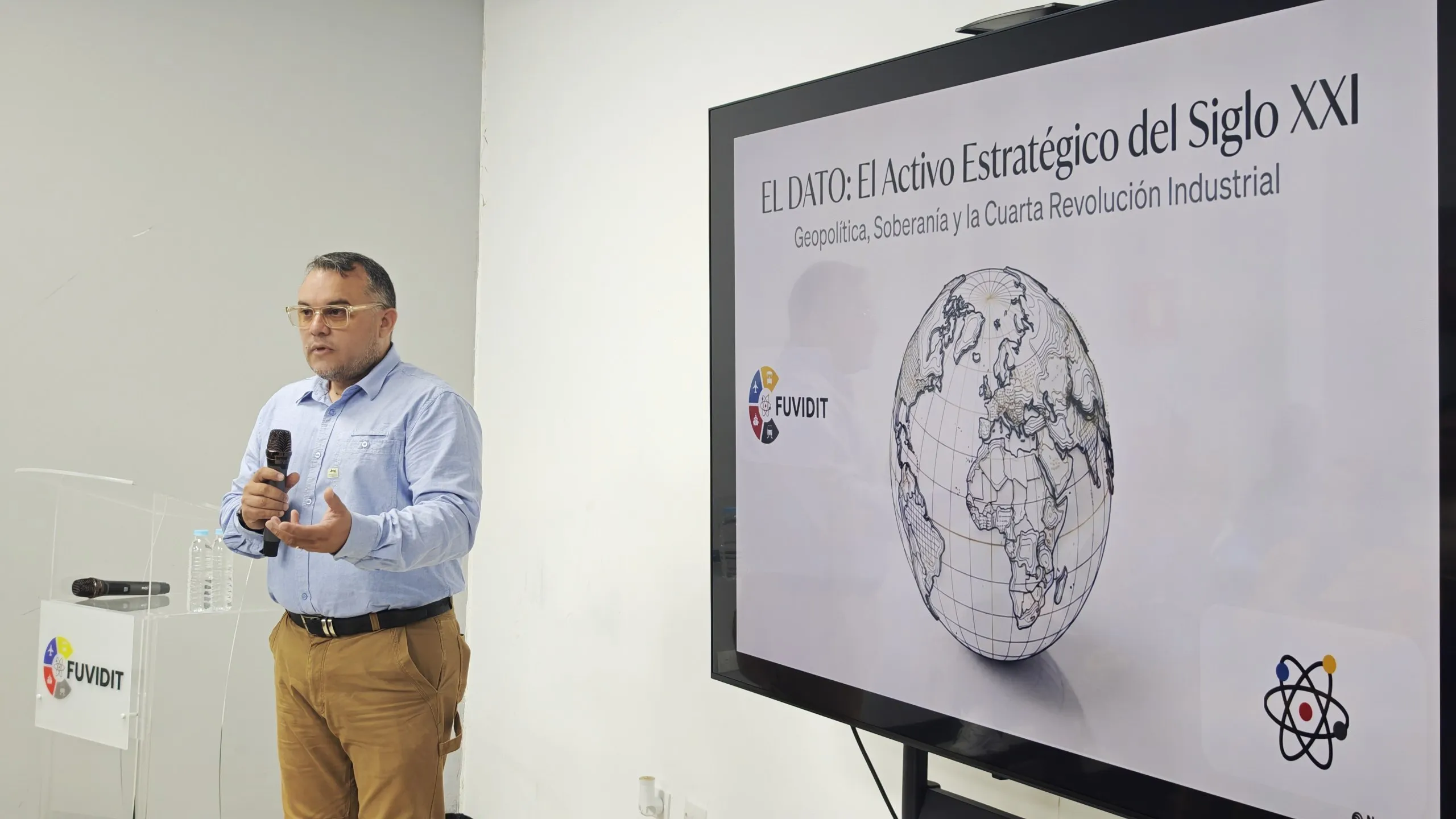 Evidencia fotográfica 6 de la noticia en los laboratorios de FUVIDIT Caracas, Venezuela