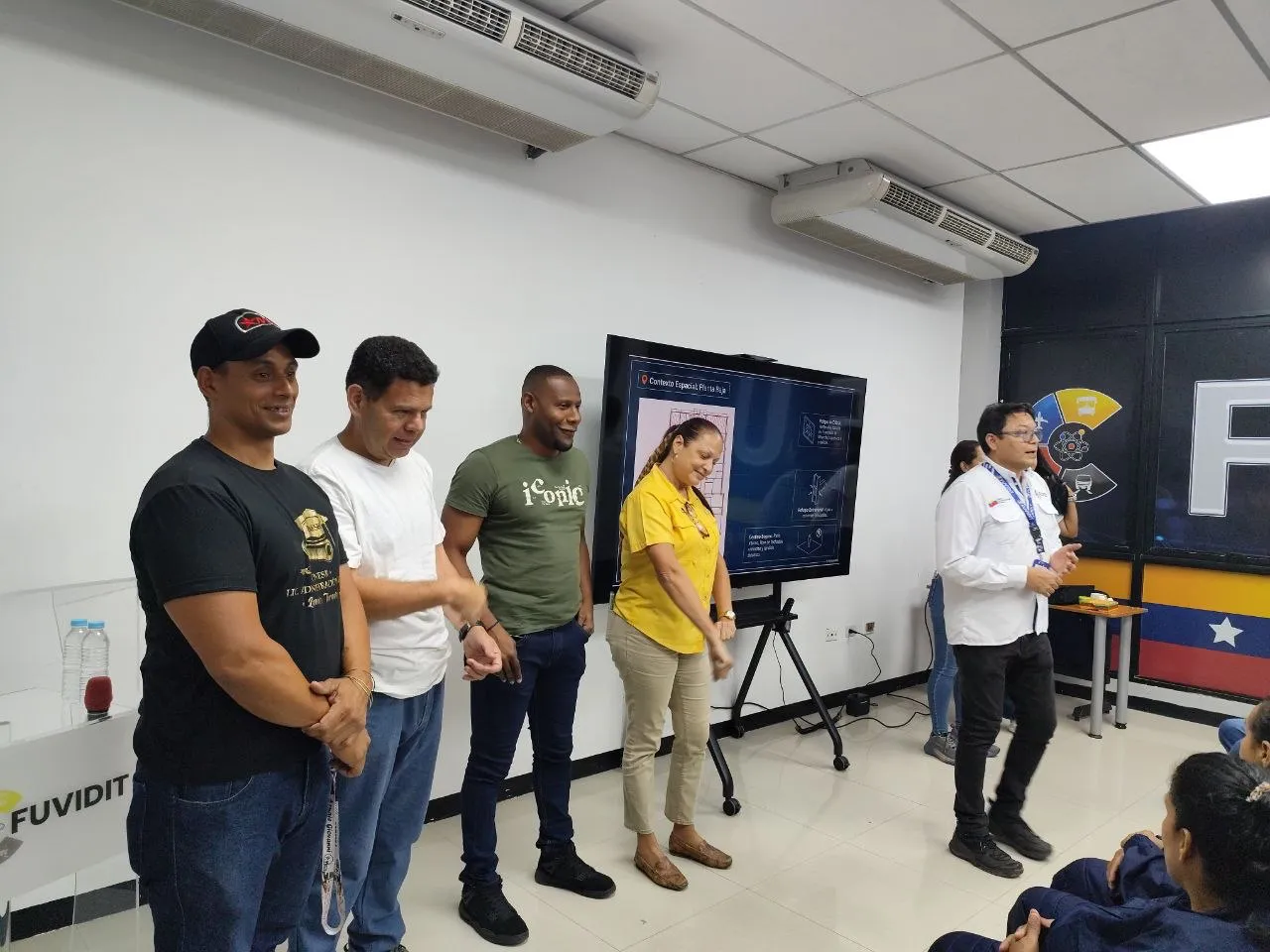 Evidencia fotográfica 5 de la noticia en los laboratorios de FUVIDIT Caracas, Venezuela
