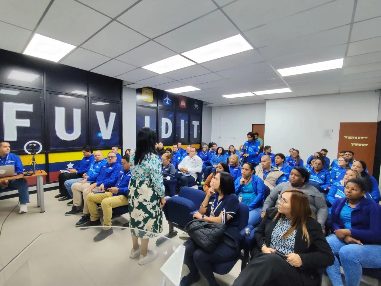 Evidencia fotográfica 6 de la noticia en los laboratorios de FUVIDIT Caracas, Venezuela