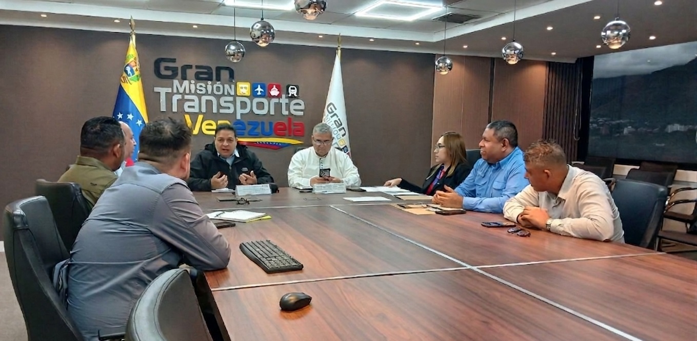 Imagen de Ministerio de Transporte y FUVIDIT impulsan la producción nacional de durmientes de madera